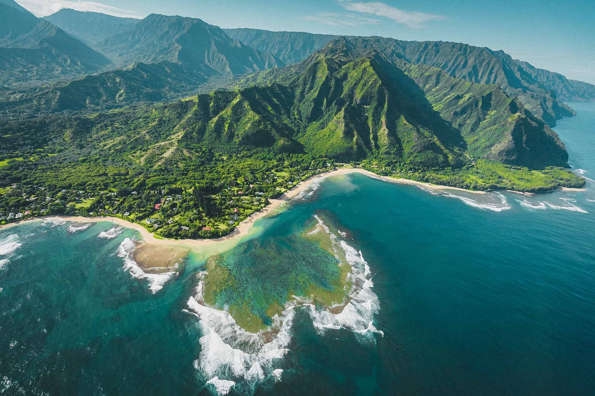 which hawaiian island should i visit d