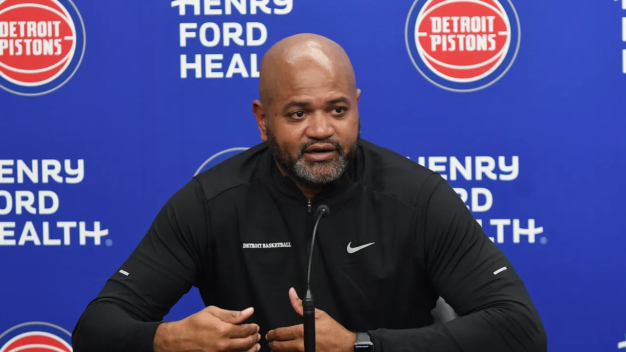 Who is Detroit Pistons Coach?